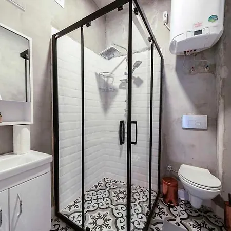 Apartment Classy Furnished Studio In The Heart Of Karakoy 6 *